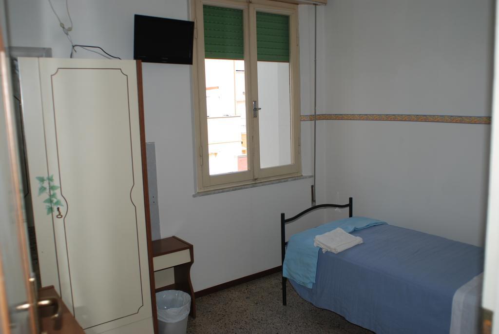Hotel Zaghini Ріміні Номер фото