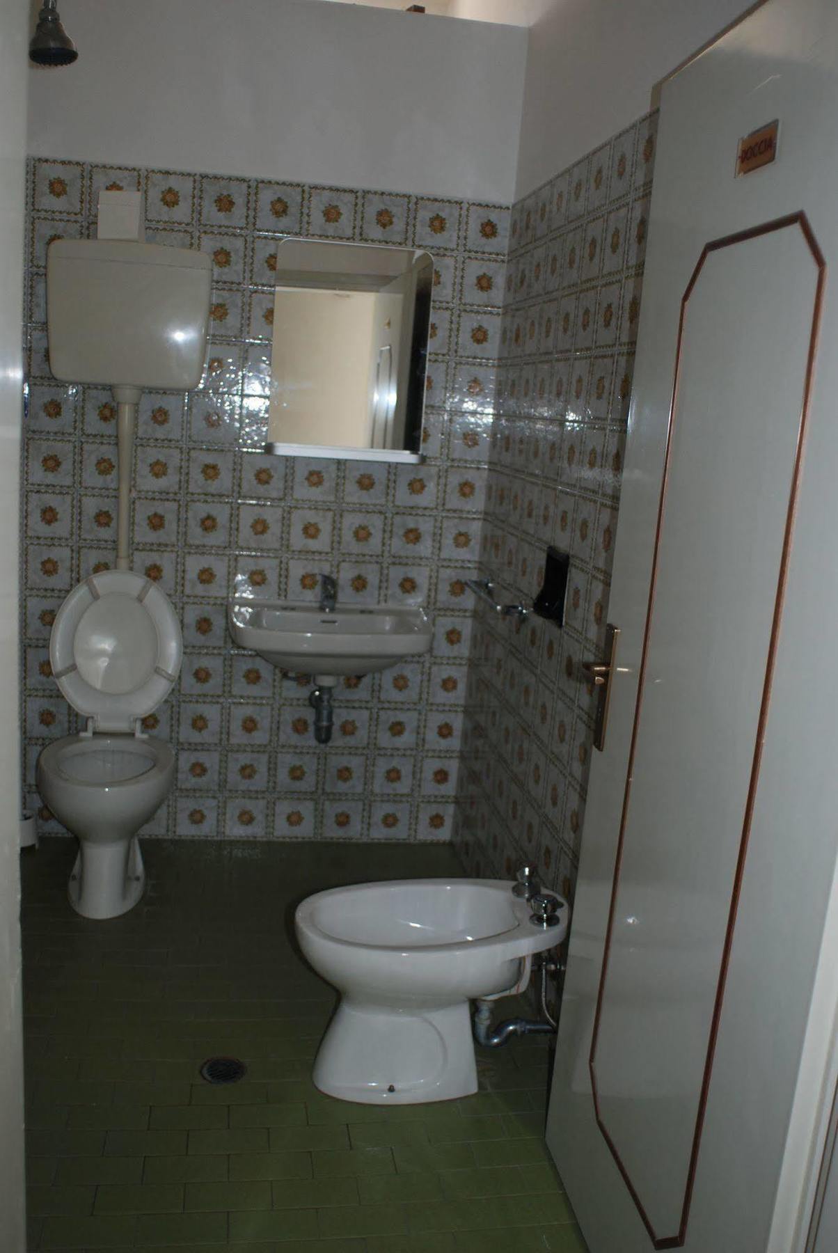 Hotel Zaghini Ріміні Екстер'єр фото